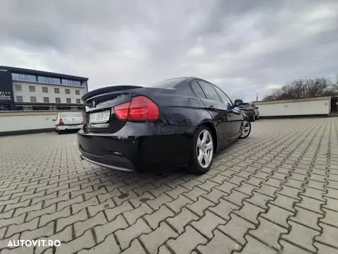 BMW Seria 3 320d - 5