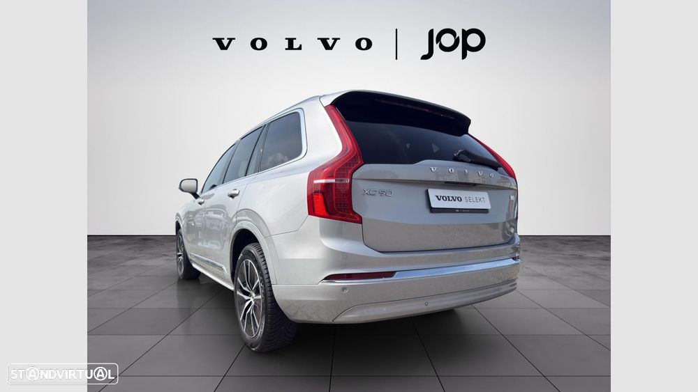 Volvo XC 90 2.0 T8 PHEV Core AWD — fotografia 3