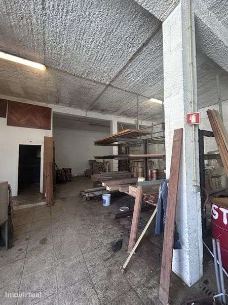 Vendo Espaço Comercial/Armazém - Grande imagem: 3/3
