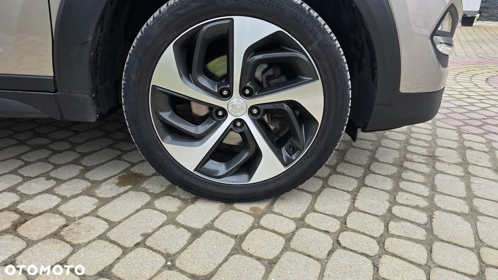 Hyundai Tucson 1.6 GDi 2WD Select - 36