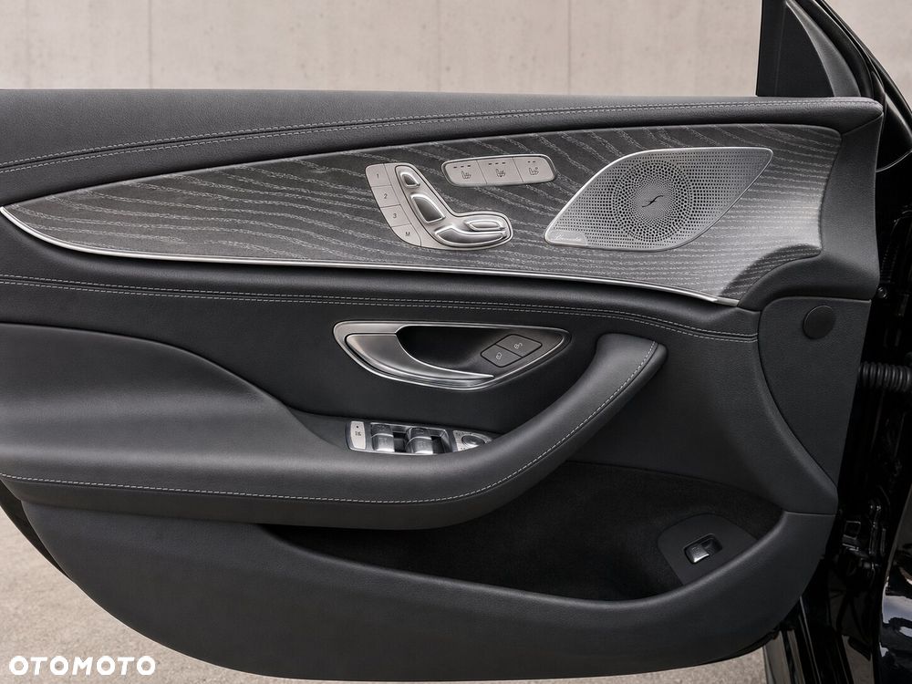 Mercedes-Benz AMG GT 53 4Matic+ 4D Speedshift TCT 9G - 9