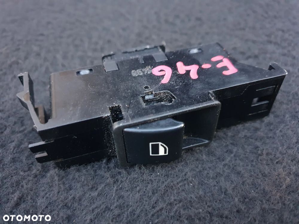 Przycisk szyby prawej BMW 3 E46 8381510 61318381510 - 1