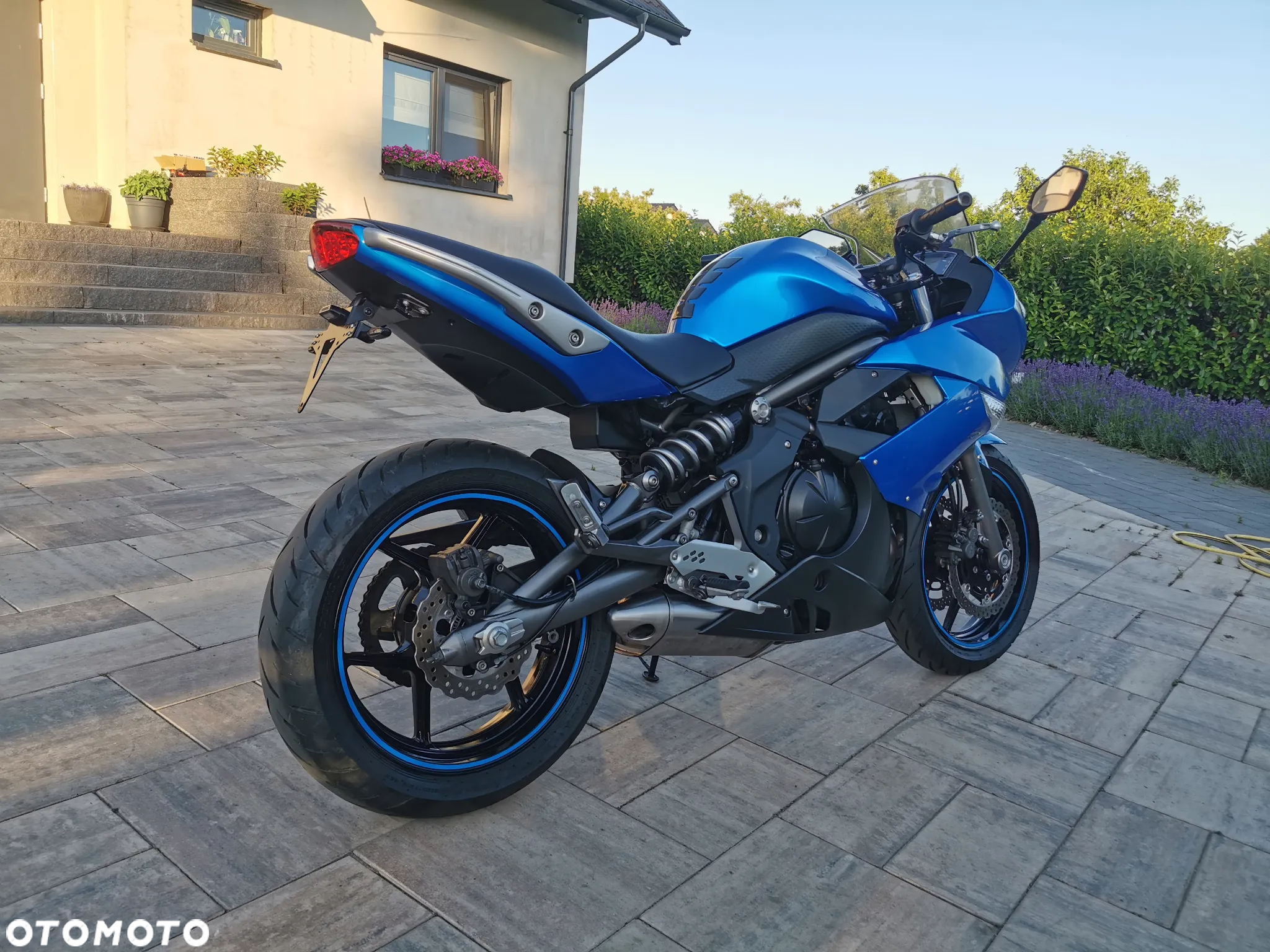 Kawasaki ER - 3