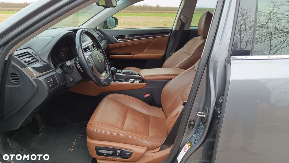 Lexus GS - 21