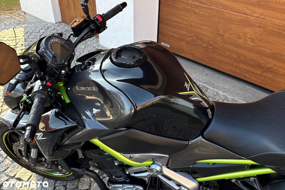 Kawasaki Z 900 - 22
