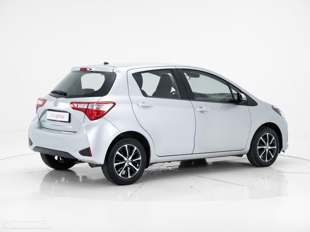 Toyota Yaris 1.0 VVT-i Comfort — fotografia 3