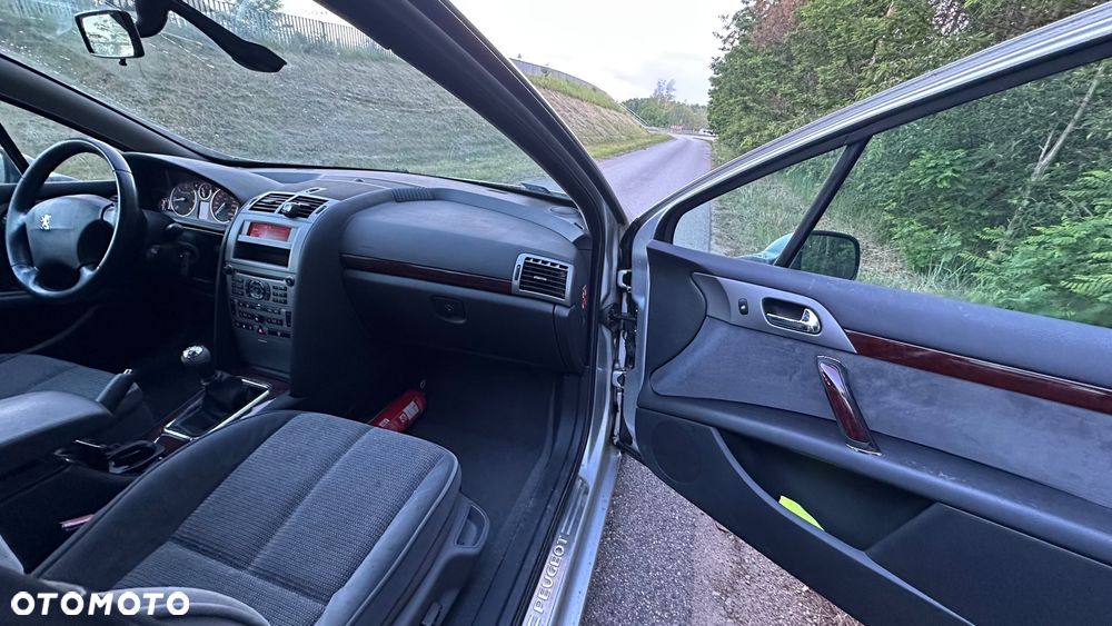 Peugeot 407 1.6 HDI Premium Grand Prix - 12