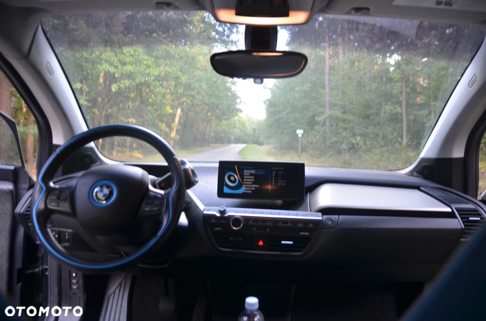 BMW i3 (60 Ah) - 18