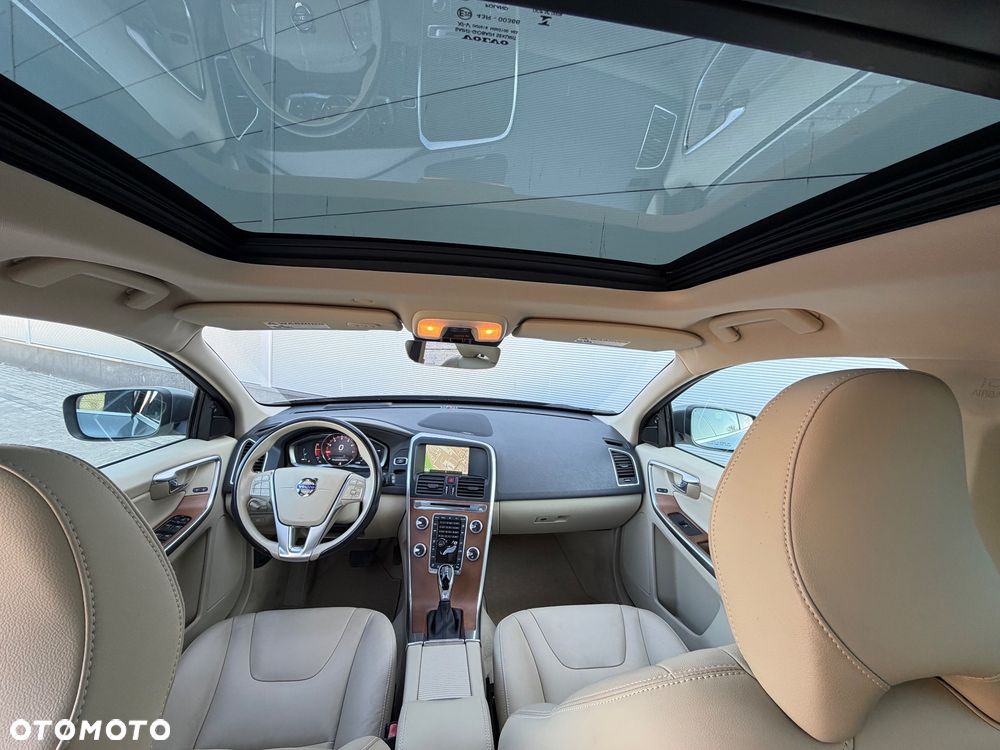 Volvo XC 60 T6 Drive-E Summum - 16
