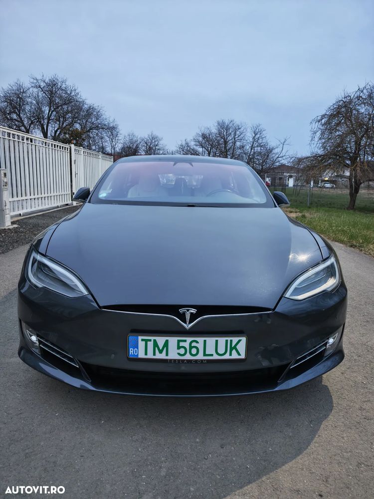 Tesla Model S Long Range - 6