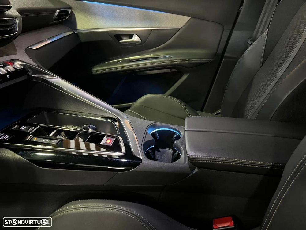 Peugeot 3008 1.6 Hybrid GT Pack e-EAT8 - 14