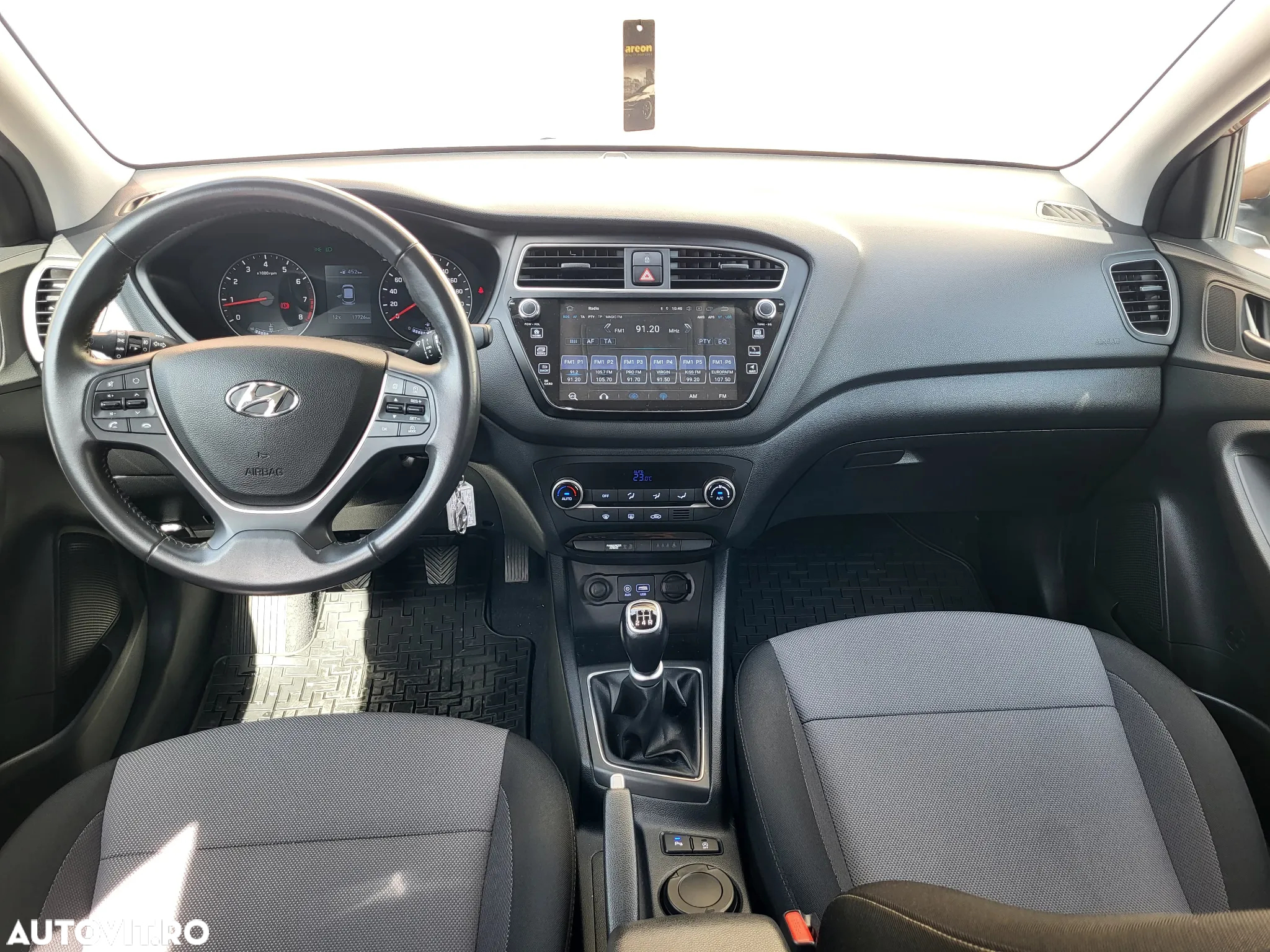 Hyundai i20 1.25 84CP M/T Comfort - 16