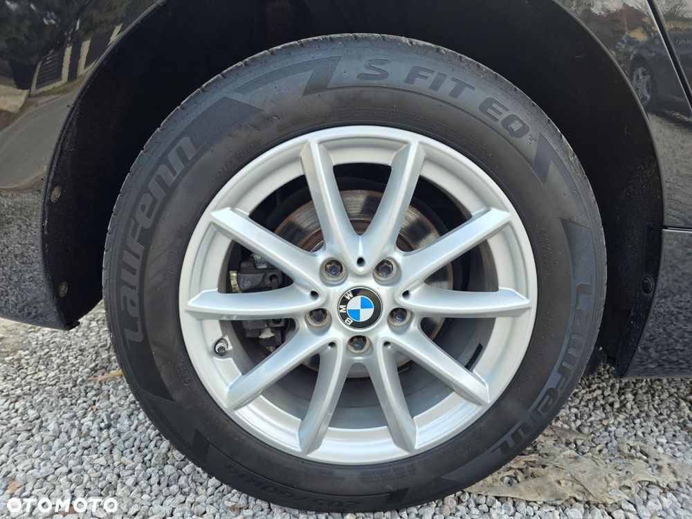 BMW Seria 2 218i - 24