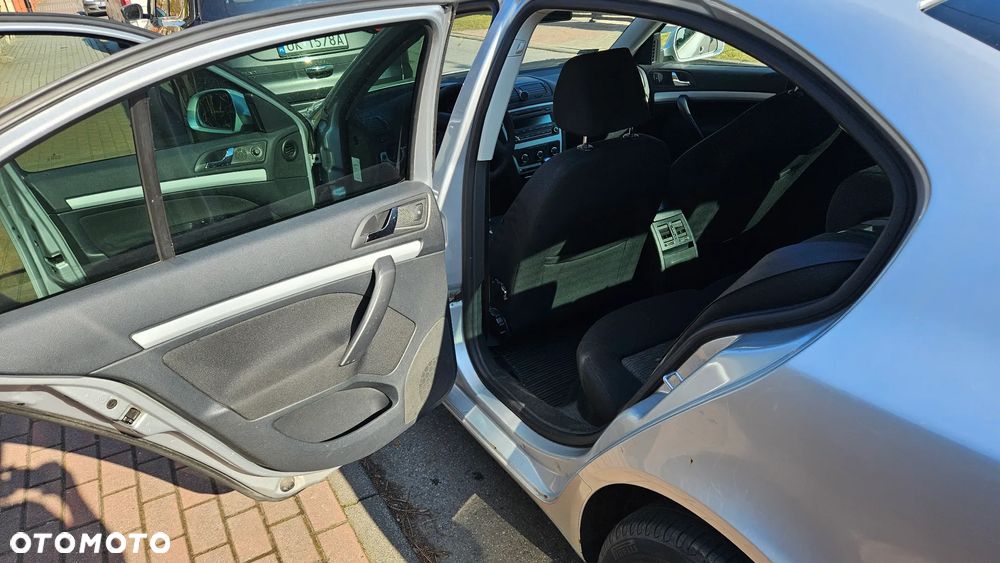 Skoda Octavia 1.9 TDI Ambiente - 9