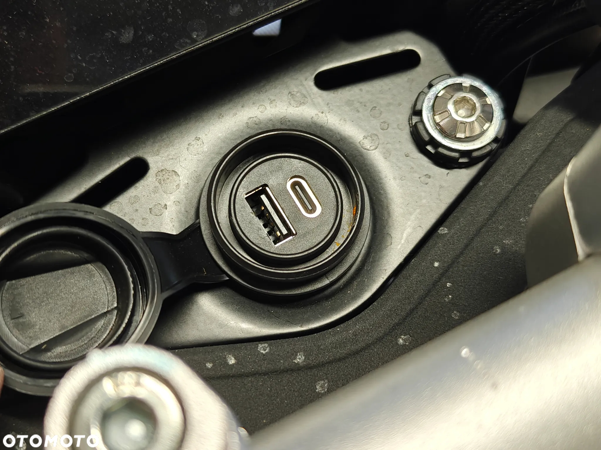 QJMOTOR SRK 125S - 10