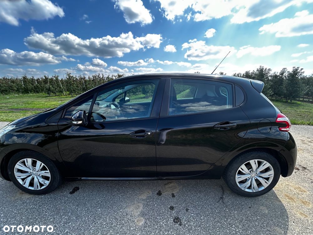 Peugeot 208 1.6 e-HDi Active STT - 12