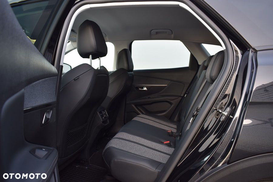 Peugeot 3008 PureTech 130 Stop & Start GPF EAT8 Allure - 9