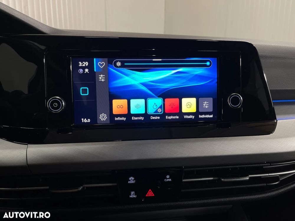 Volkswagen Golf 1.0 TSI Life - 20