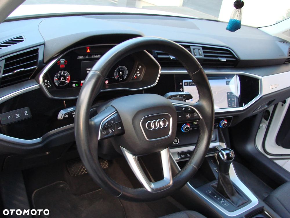 Audi Q3 - 17