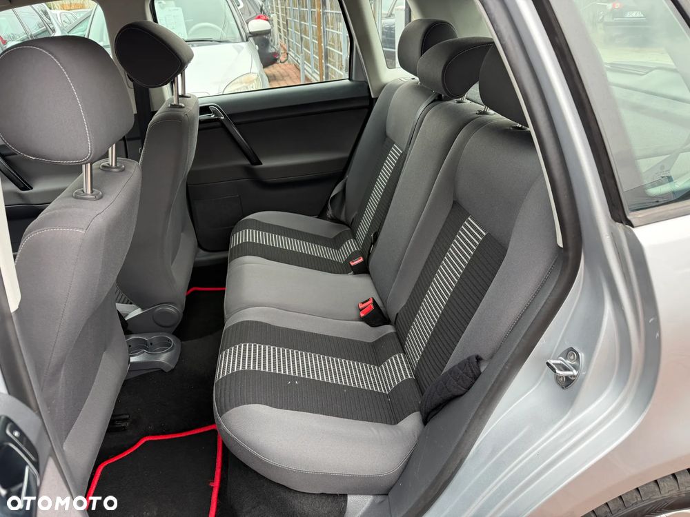 Volkswagen Polo - 16