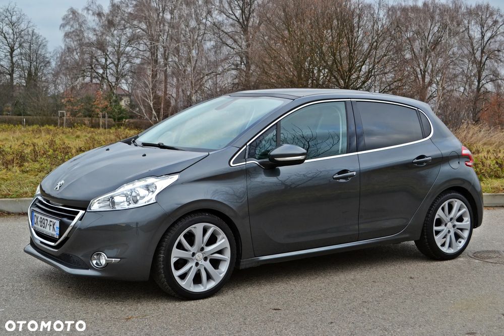 Peugeot 208 BlueHDi 100 GT Pack - 1