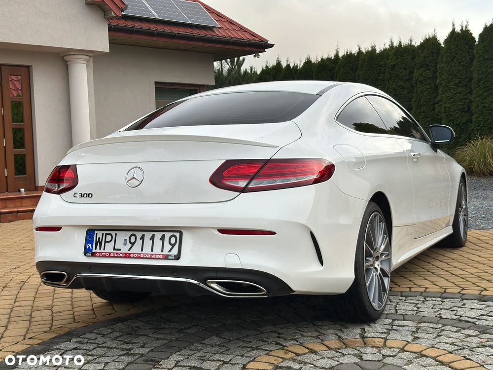 Mercedes-Benz Klasa C - 32