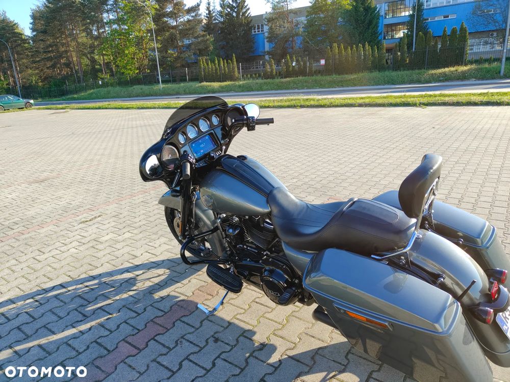 Harley-Davidson Touring Street Glide - 9