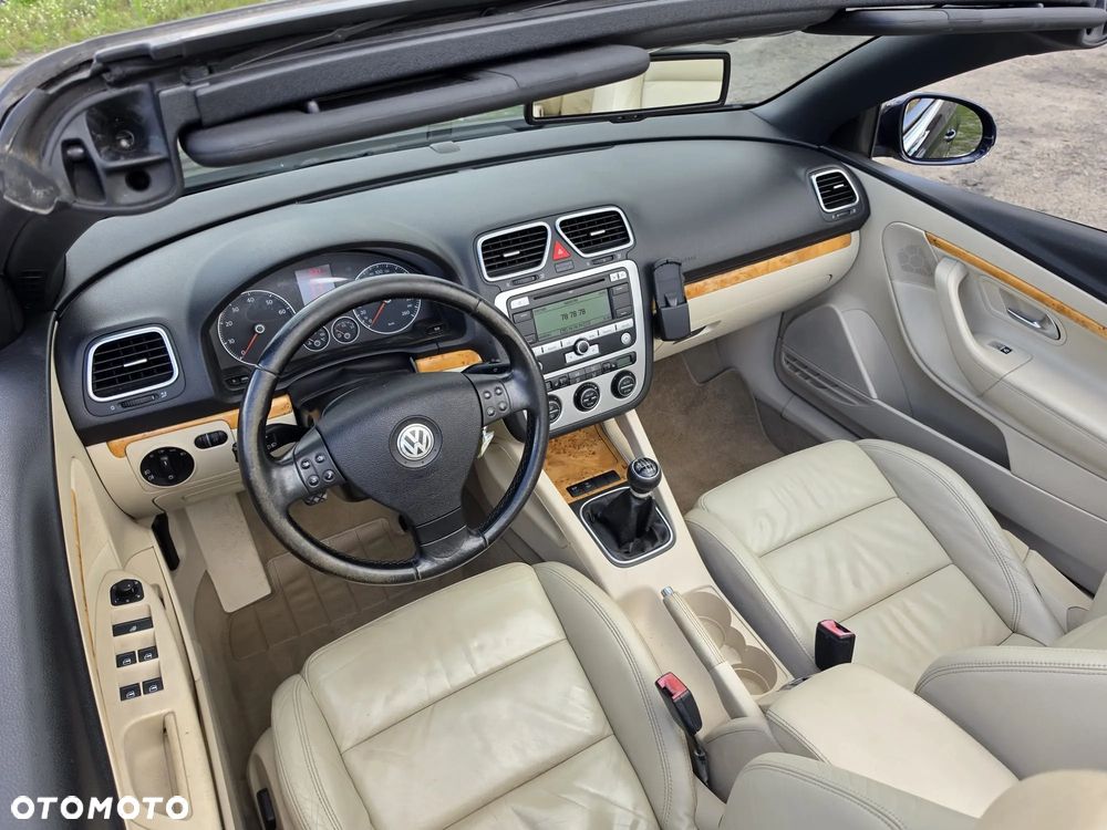 Volkswagen Eos - 14