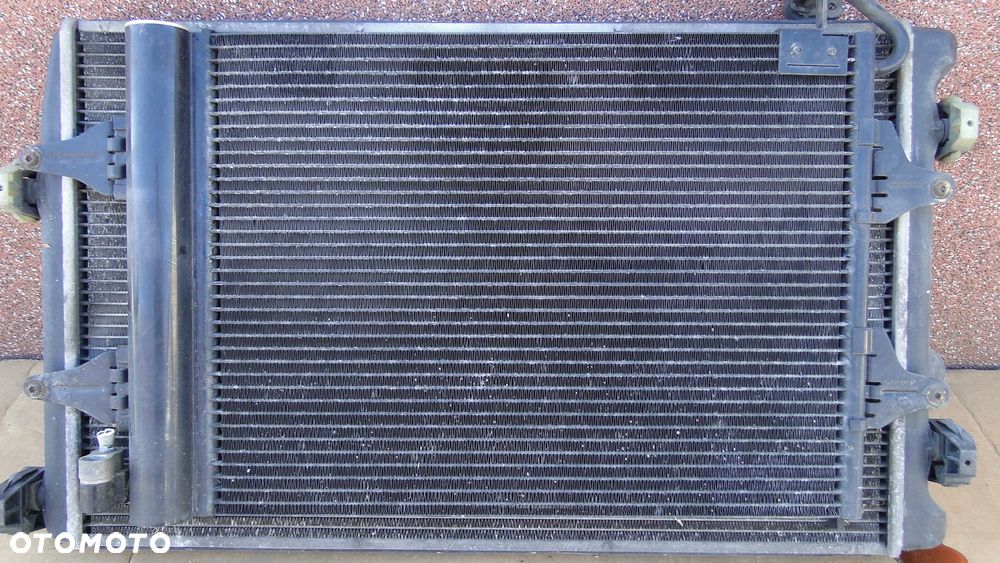 VW POLO 9N OKULAR FOX FABIA IBIZA CHŁODNICA WODY WENTYLATORY OBUDOWA - 2