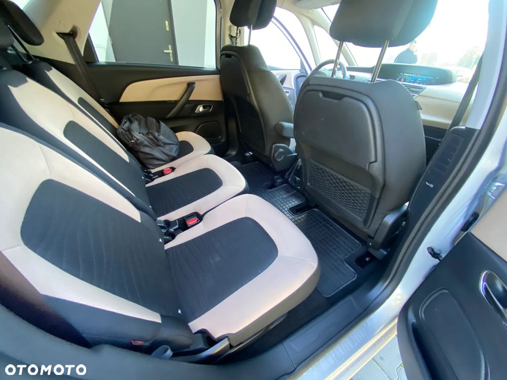 Citroën C4 Picasso 1.6 e-HDi Exclusive - 19