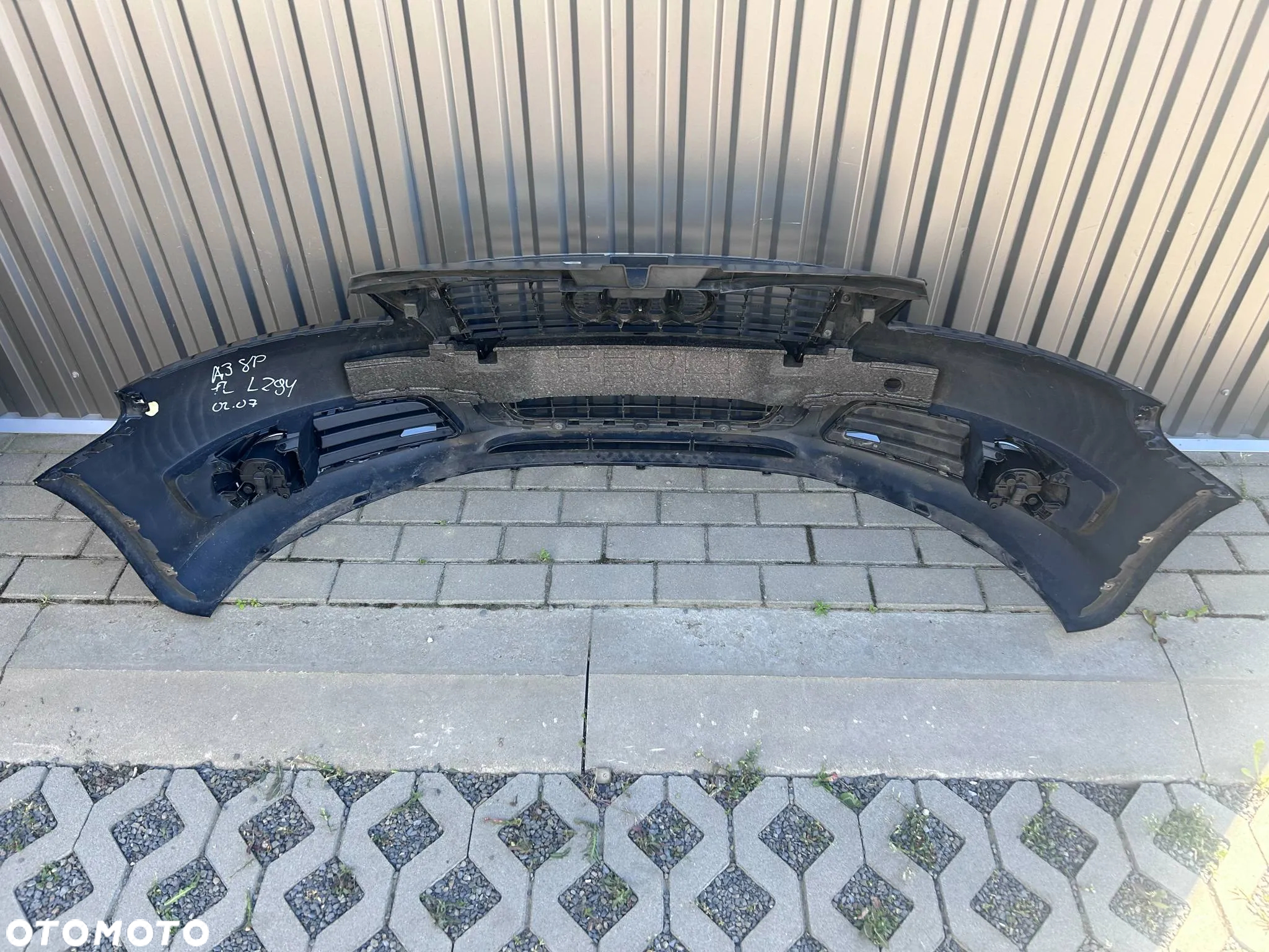 Audi A3 8P FL Lift  Zderzak Przód Przedni Kompletny Duży Grill LZ9Y ładny - 3