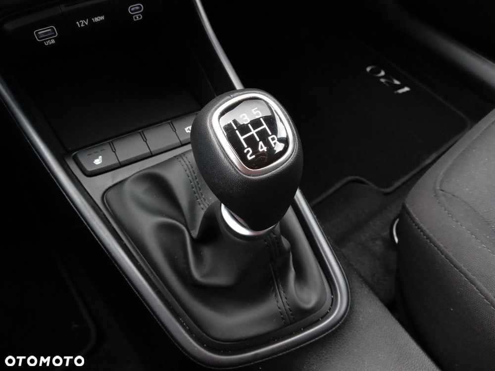 Hyundai i20 1.2 Modern - 21