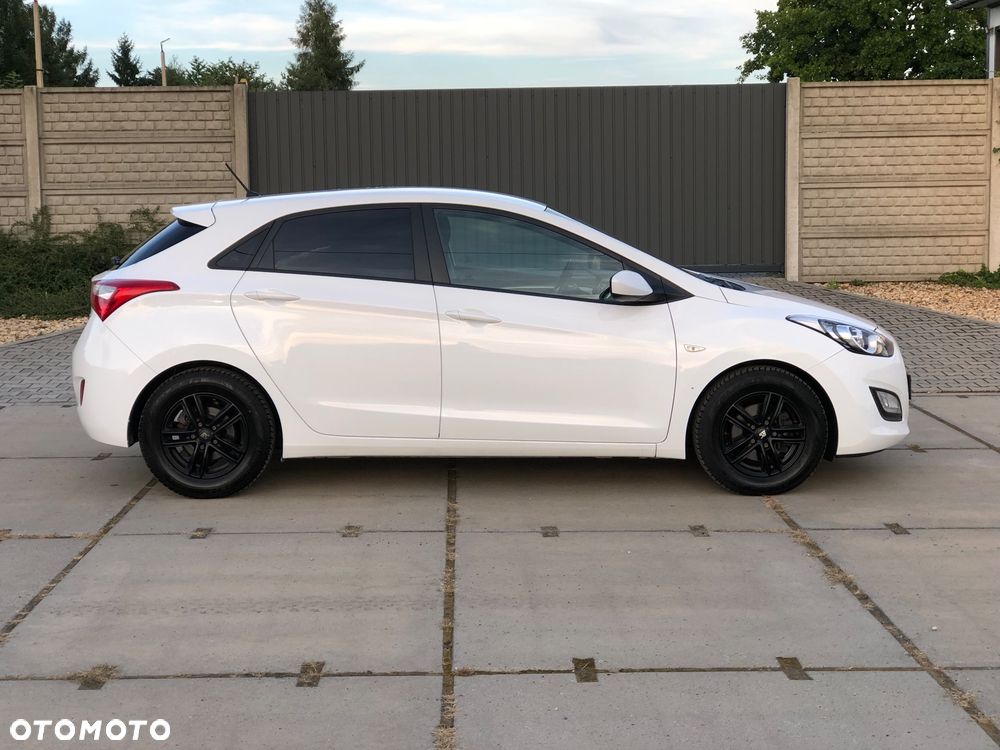 Hyundai i30 1.4 Passion - 35