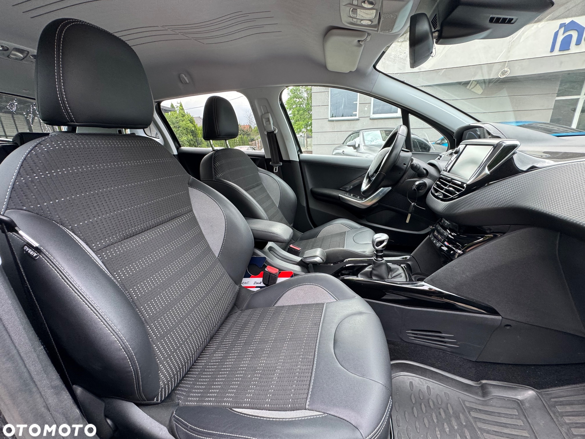 Peugeot 2008 PureTech 130 Stop&Start Allure - 15