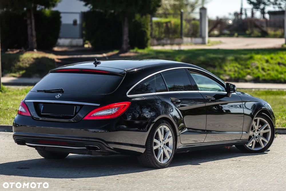 Mercedes-Benz CLS 350 CDI 4Matic DPF B.EFF 7G-TR - 11