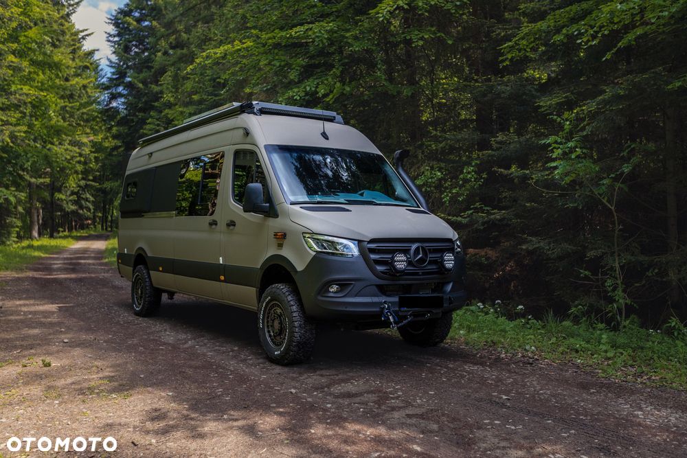 Mercedes-Benz Sprinter - 2