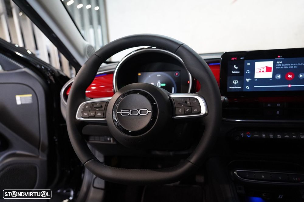 Fiat 600e 54 kWh (RED) - 30