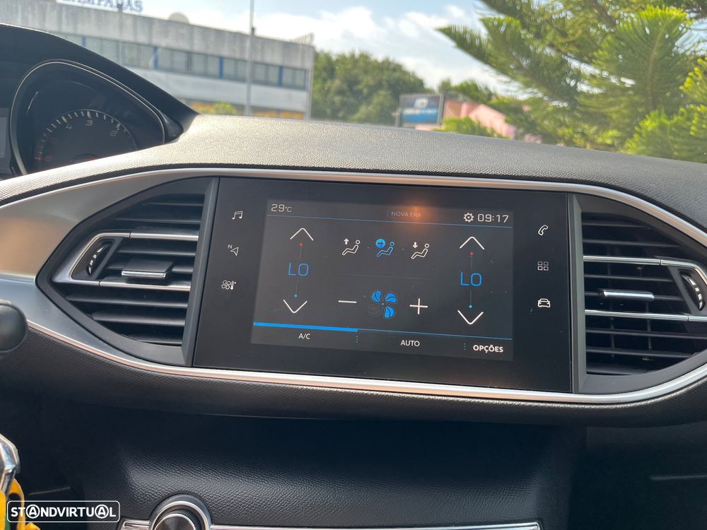 Peugeot 308 1.5 BlueHDi Business Line - 38