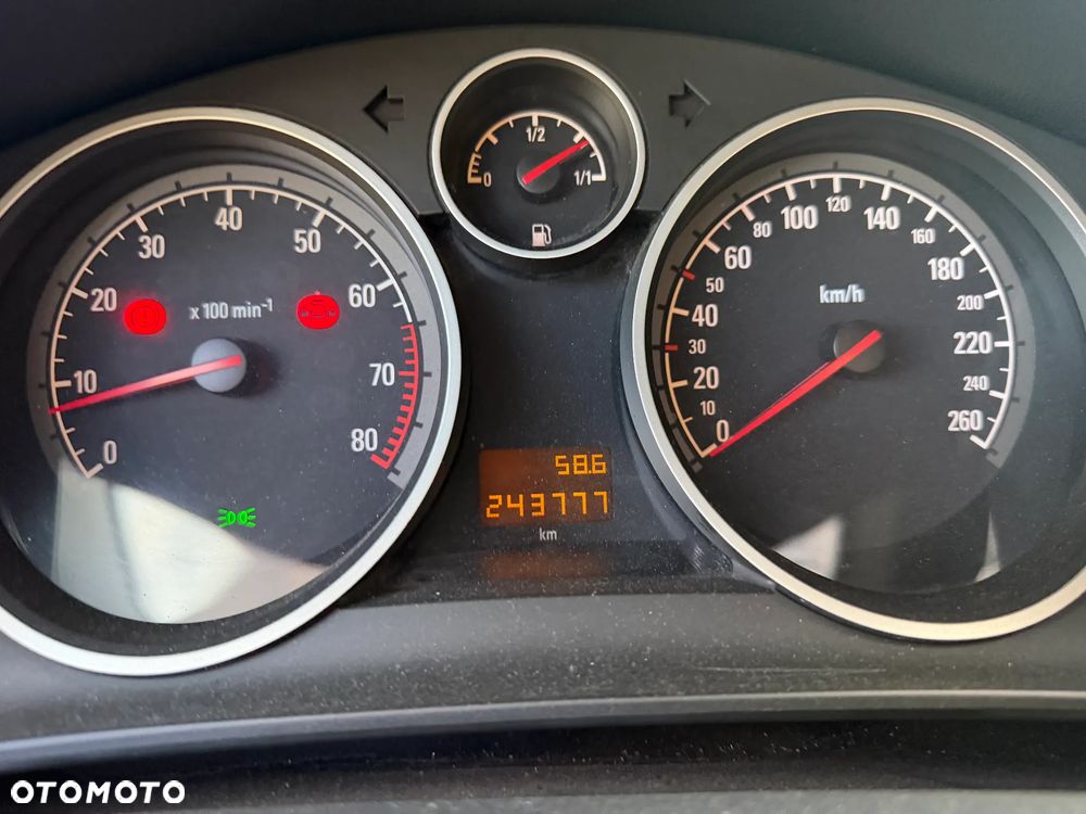 Opel Astra 2.0 T Sport - 33