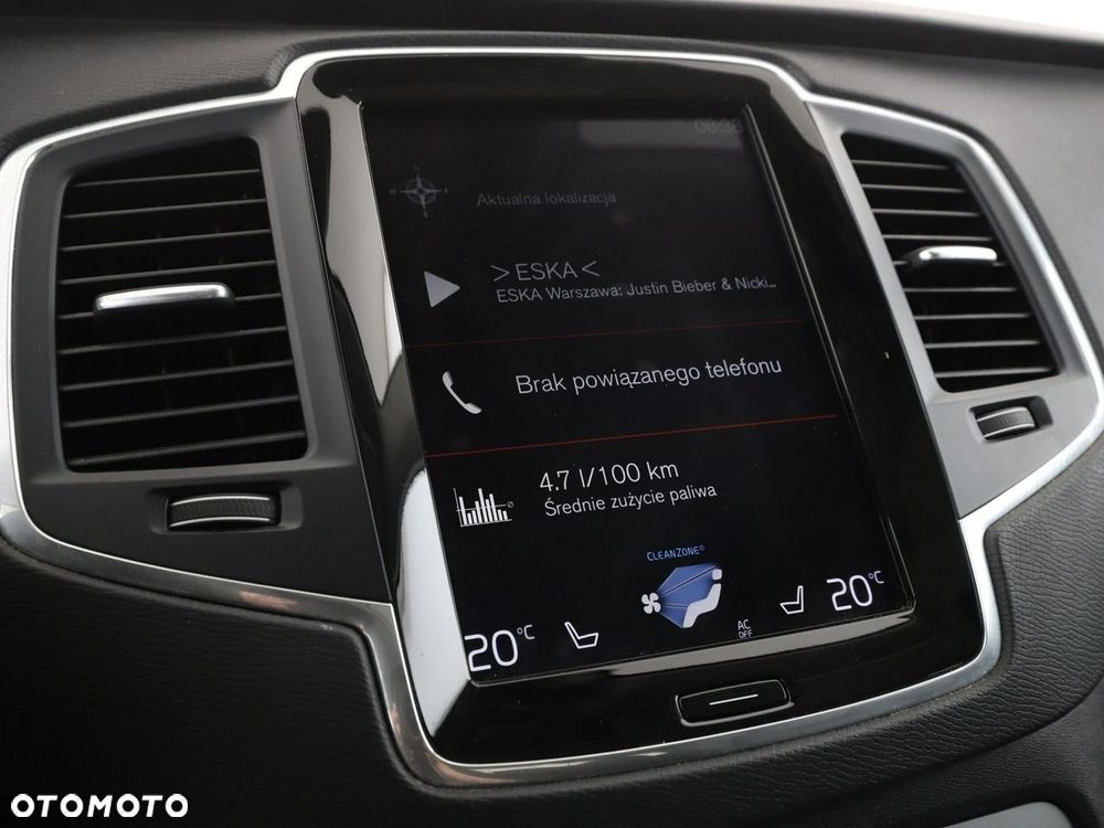 Volvo XC 90 T8 AWD Twin Engine Geartronic Momentum - 24