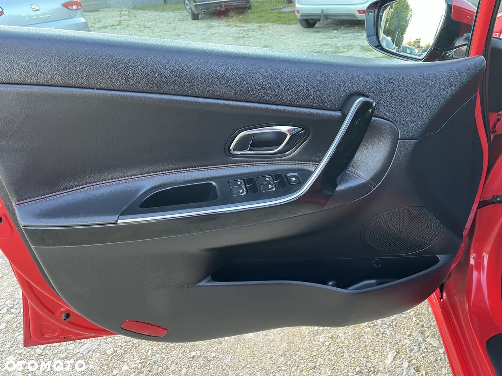 Kia Ceed 1.6 T-GDI GT - 23
