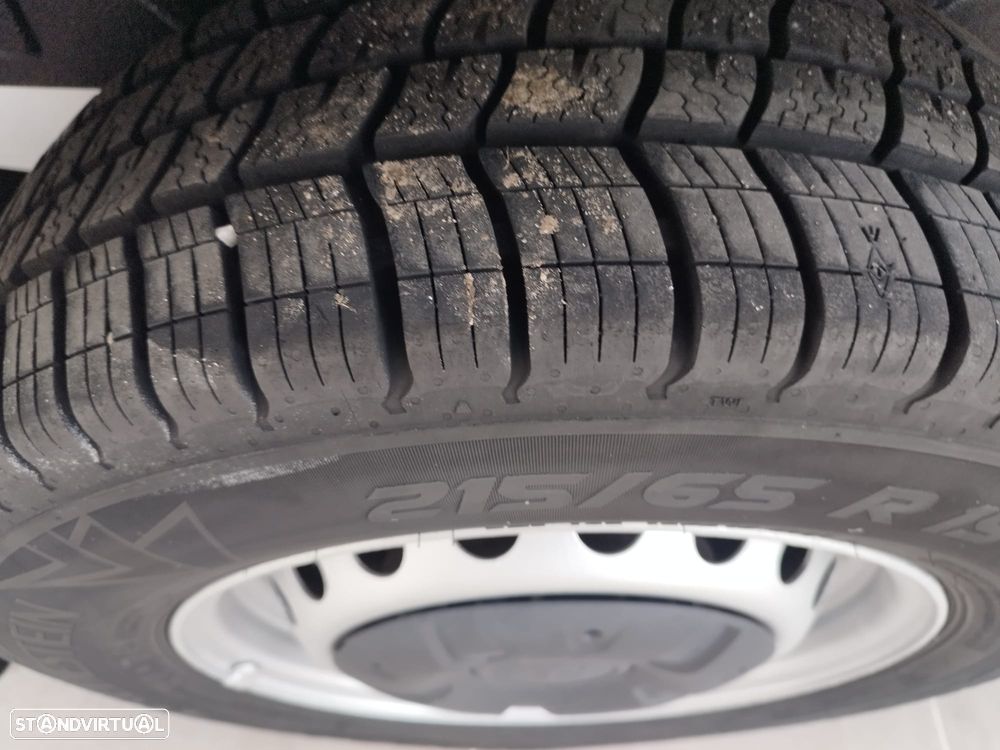 Ford Transit Custom 2.2 Tdci Longa  6 Lugares - 29