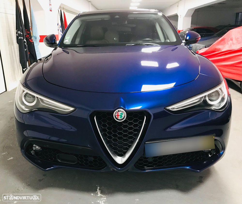 Alfa Romeo Stelvio 2.2 D Estrema Q4 AT8 - 2