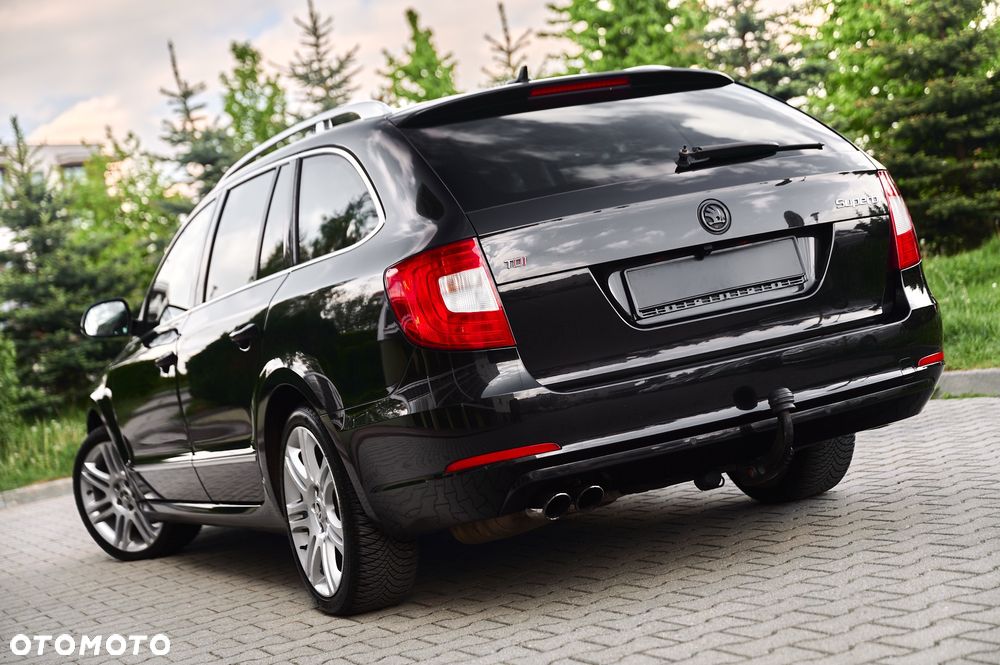 Skoda Superb 2.0 TDI DSG Exclusive - 18