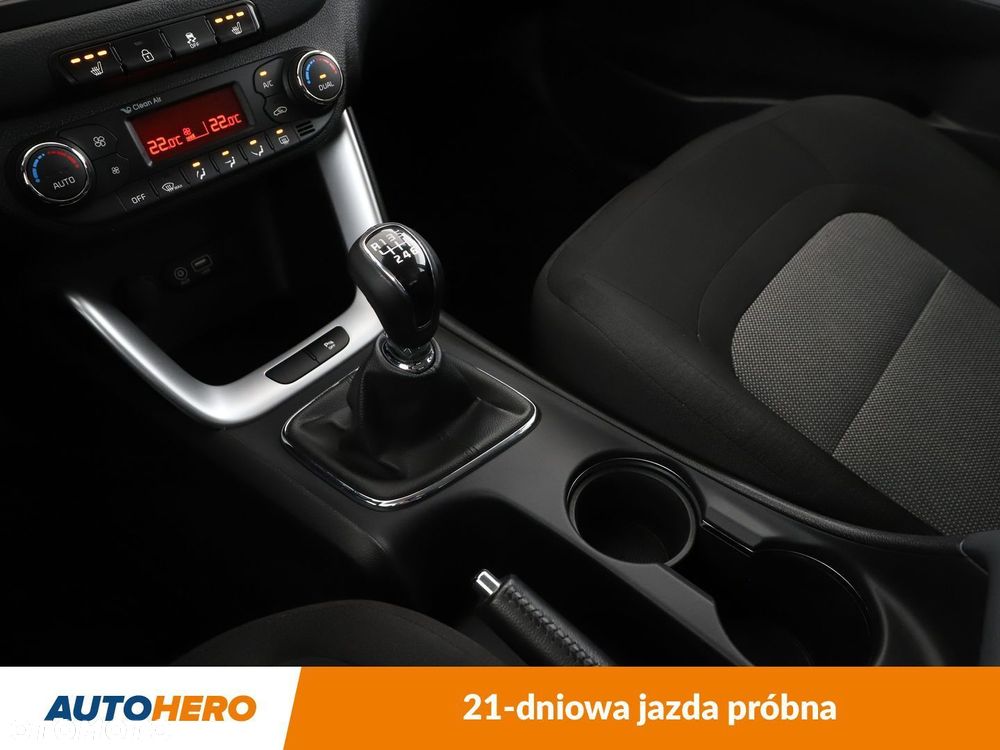 Kia Ceed - 27