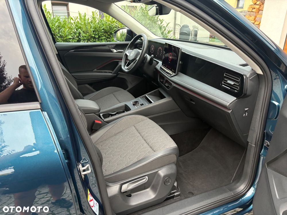Volkswagen Tiguan 1.5 eTSI OPF DSG Life - 20
