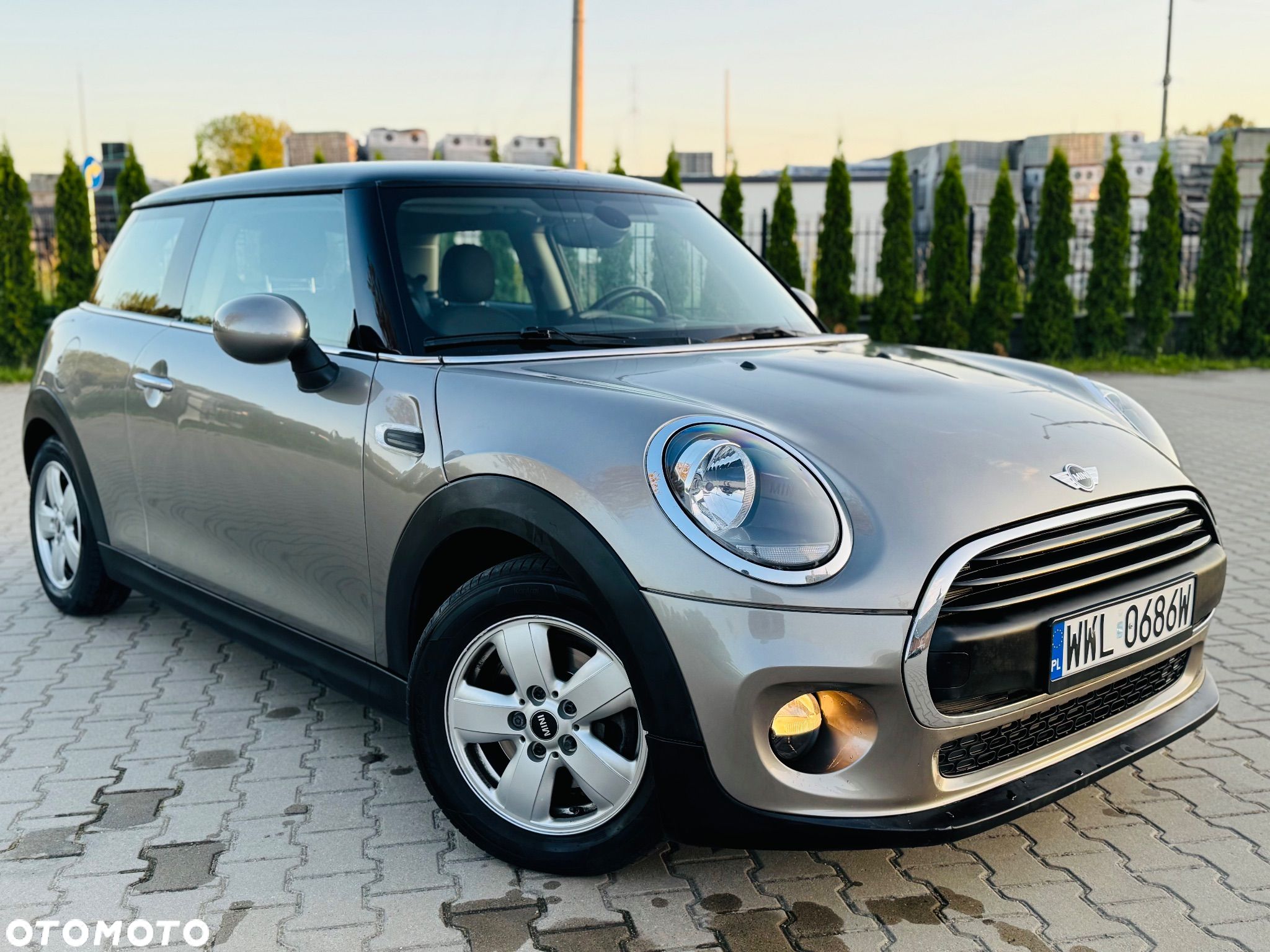 MINI Cooper - 1