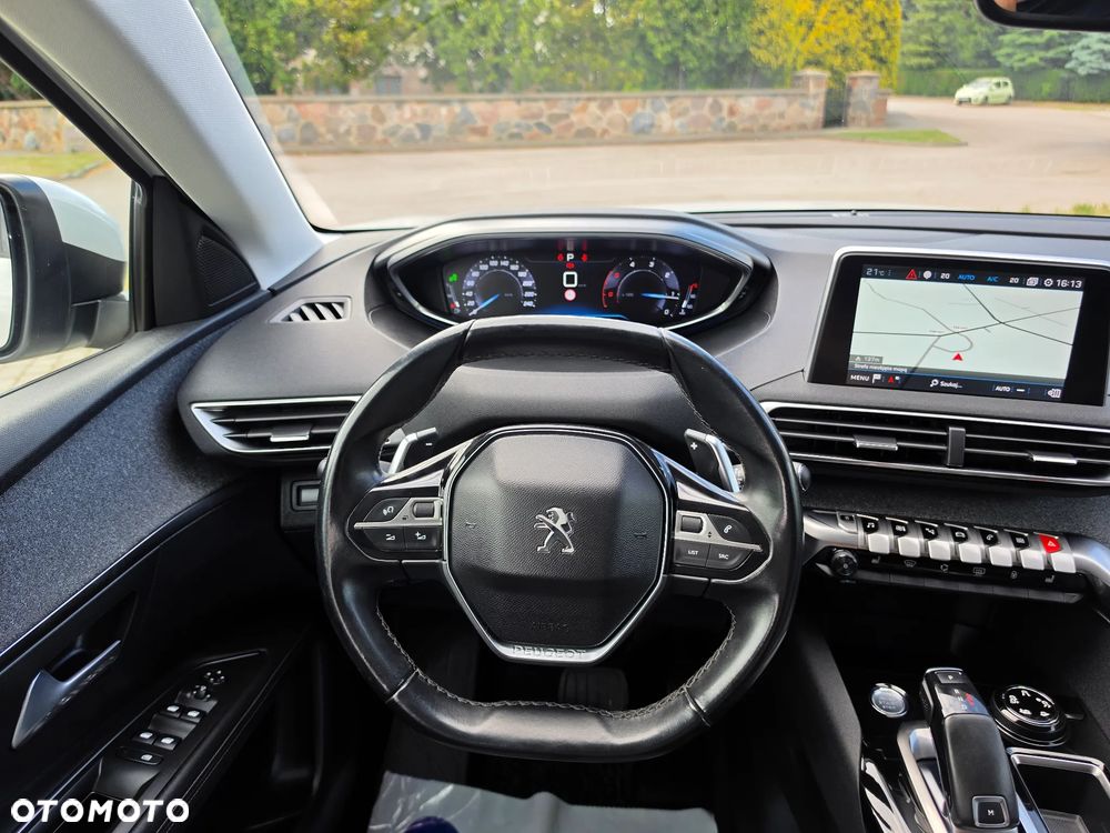 Peugeot 3008 BlueHDi 180 Stop & Start EAT8 Allure - 29