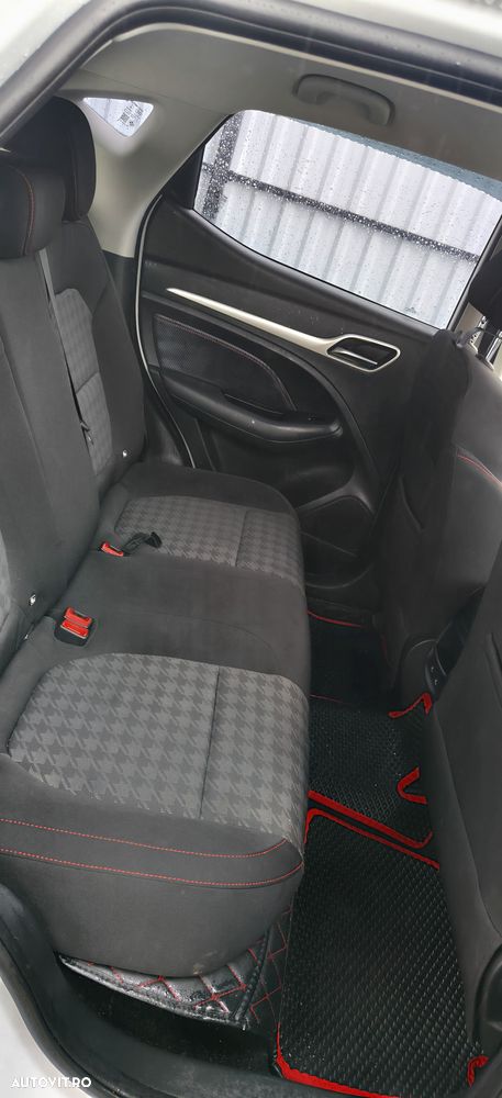 MG ZS 1.5 GSL 5MT Excite - 18