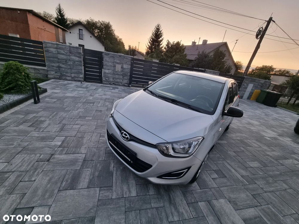 Hyundai i20 1.2 Fifa World Cup Edition - 9
